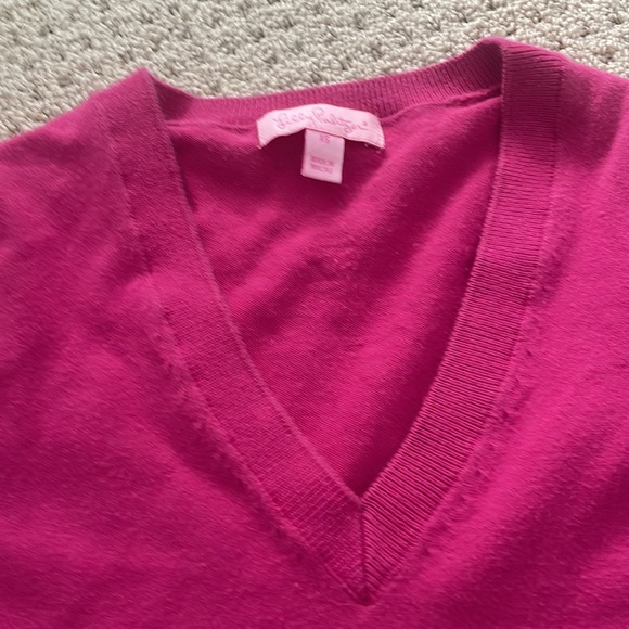Lilly Pulitzer XS Thin Raspberry Sweater - Picture 3 of 7